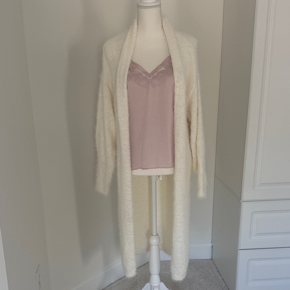 Express Cream Fuzzy Open-Front Cardigan - Picture 4 of 5